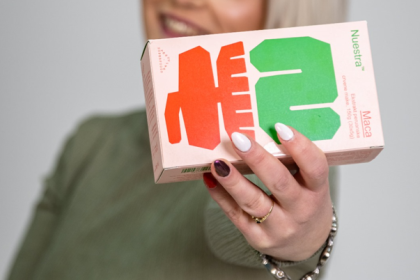 црвена мака во прав за плодност